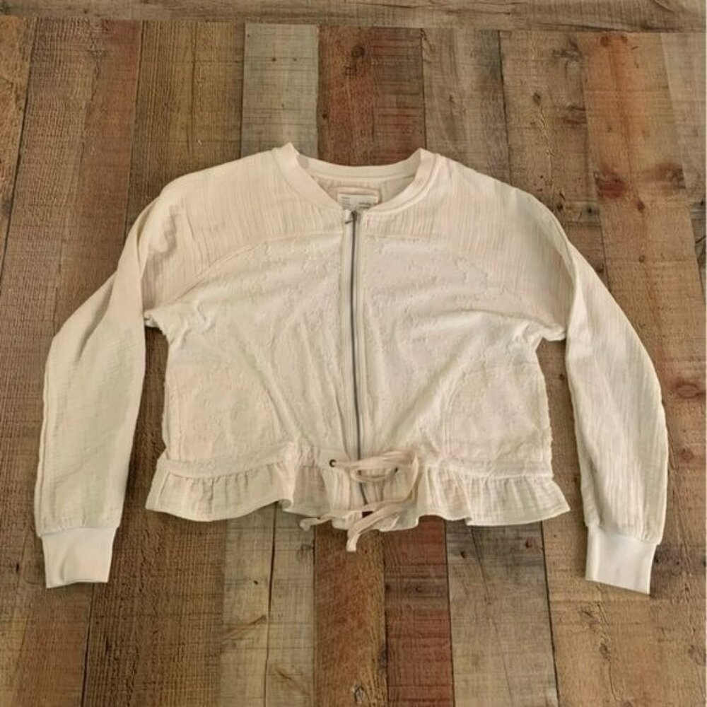 Anthropologie Saturday Sunday cream full zip ruffle bottom top with tie -S